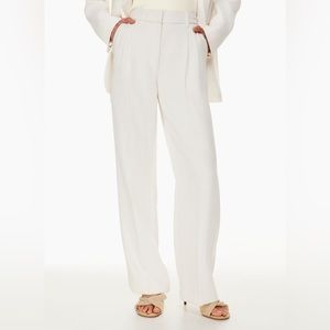 Aritzia Effortless Pant Light Birch Size 2